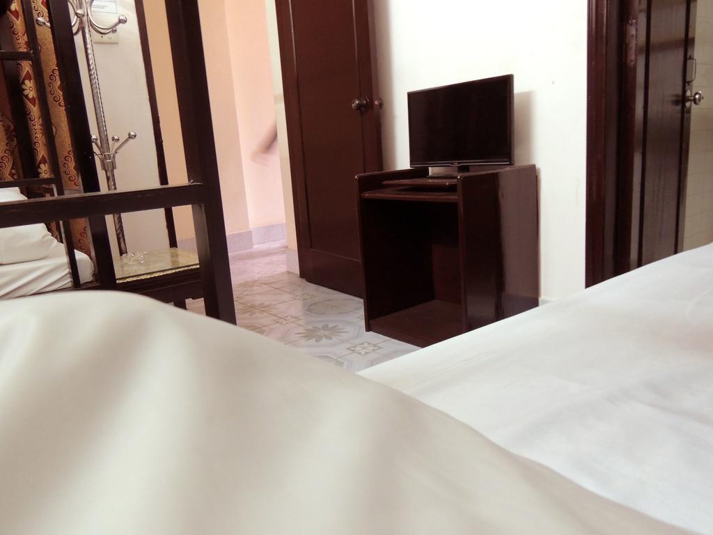 Halong Happy Hostel (Adults Only) Халонг Екстер'єр фото